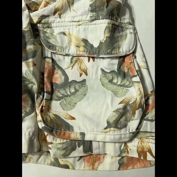 David Cremieux Men’s 38 White With Floral Pattern  Cargo Shorts 9 Inch Inseam - Picture 12 of 12